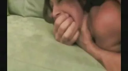 Ik geneukt Elena en creampied een zee van sperma in haar beste pornofilms mond tijdens zuiging