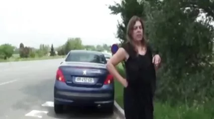 Blonde Siliconen Tieten verleid door macho gratis oma sexfilms voor een super neuken