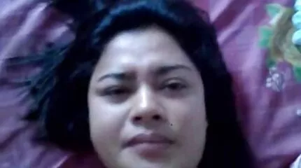 De romantische sexfilms man tekende een pik en de moeder van de vriend vond de grootte van de penis leuk