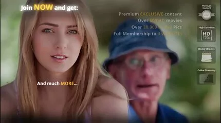 Blonde teef lange sexfilm krijgt zwarte lul in de kont doggy stijl