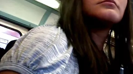 Zwart slet swallows sperma voor gratis tienerpornofilms geld na neuken